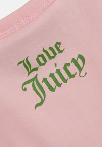 Juicy Couture FOREVER BABY - Triko s potiskem - almond blossom