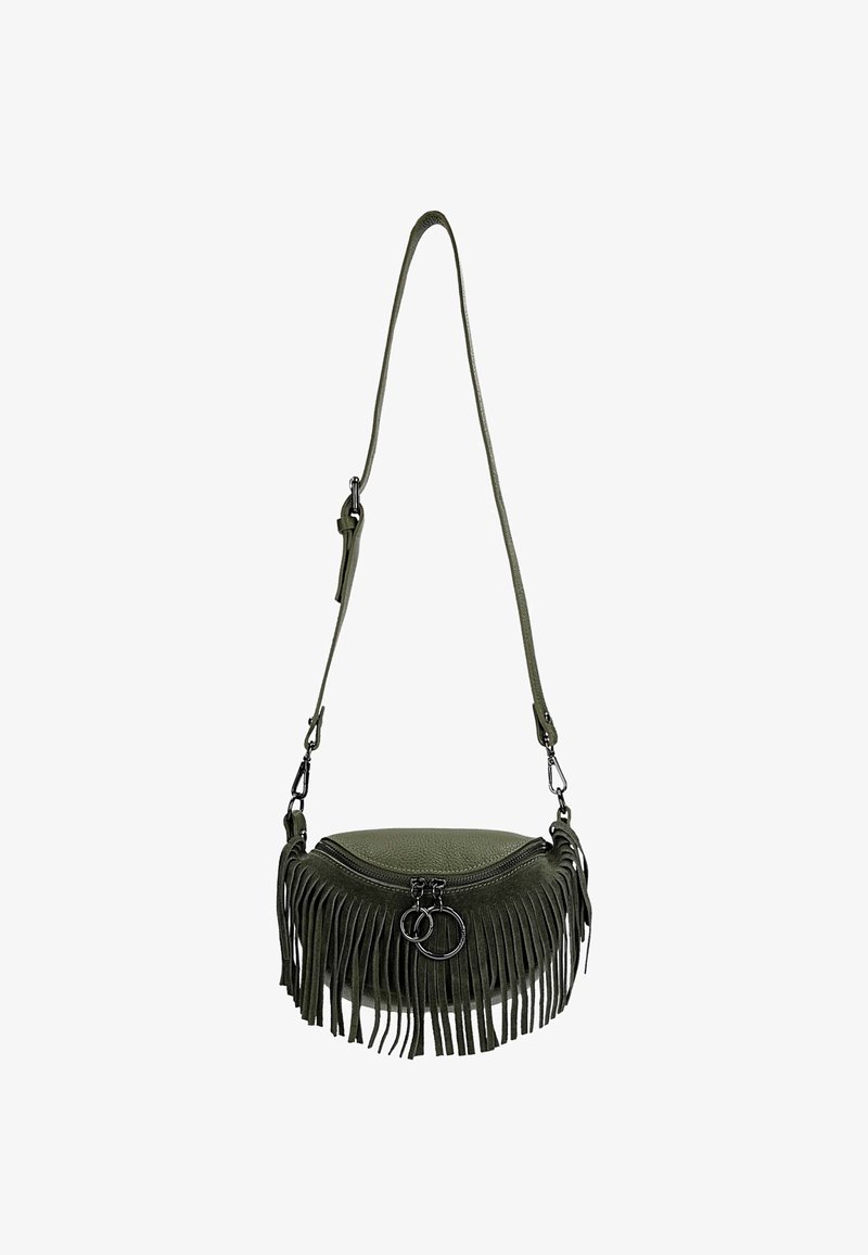 Olijfgroen schoudertas gemaakt van textuurmateriaal met franjes. Voorzien van een ritssluiting en metalen ringaccenten. Verstelbare schouderriem.