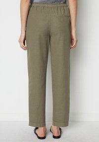 Marc O'Polo Treniņtērpa apakšdaļas - milky brown