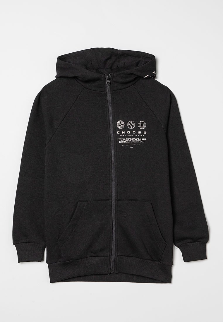 Czarna hoodie na zamek, wykonana z miękkiego materiału, z przodu z grafiką przedstawiającą tekst i trzy okrągłe wzory, oraz z dwoma bocznymi kieszeniami.