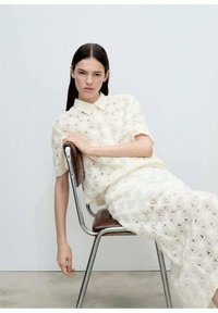 Mango DAISY - Blus - off-white