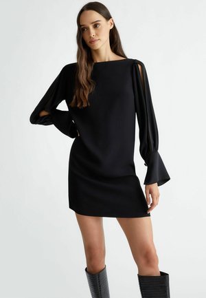 Dnevna obleka - black