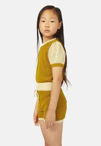 MIPOUNET Shorts - ochre ecru