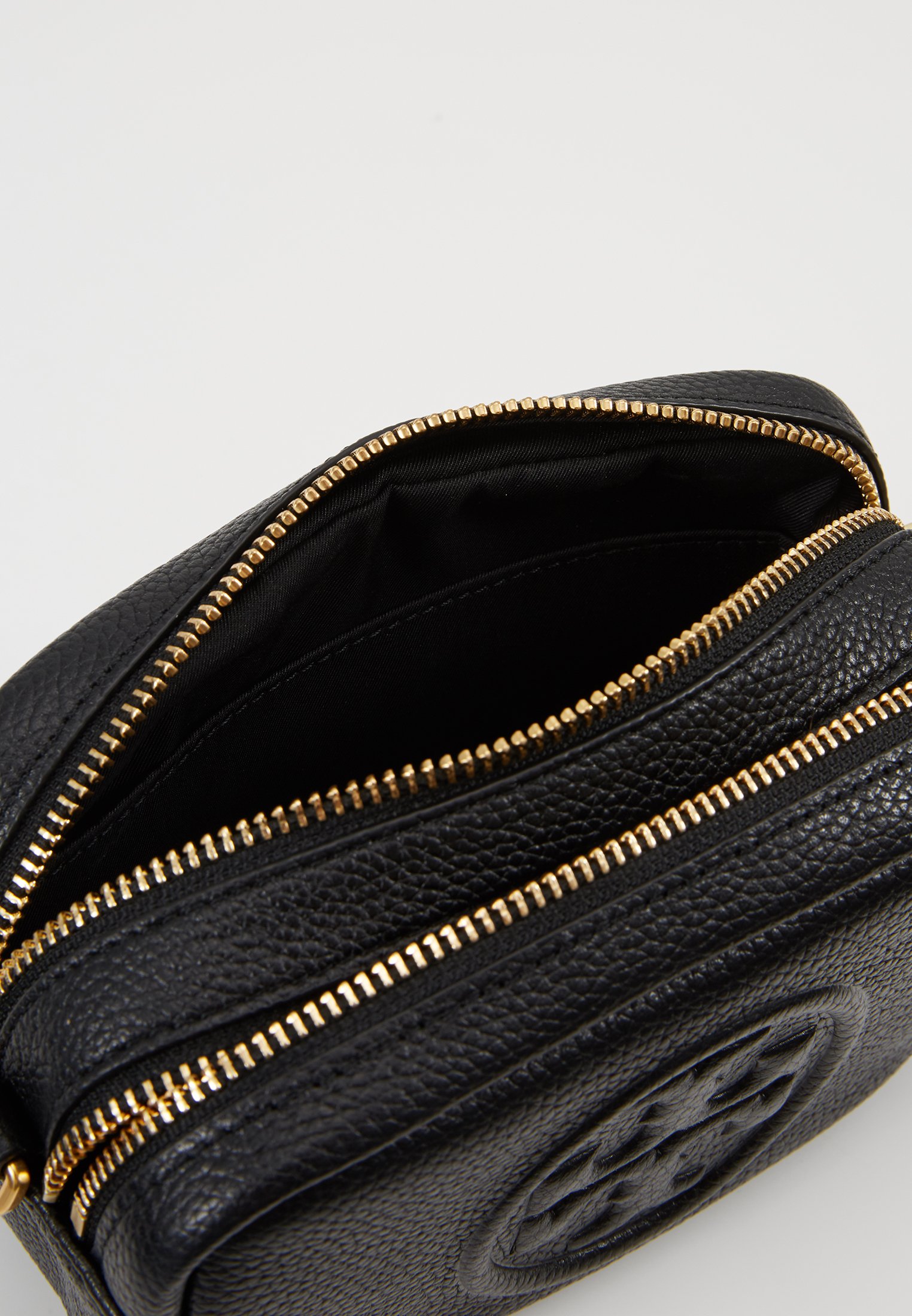 tory burch perry bombe matte mini bolsa