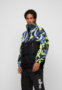 ELHO KANDAHA 89 UNISEX - Snowboardjacke - black anthra