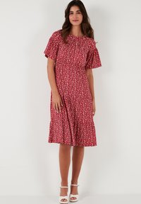 LELA Slim Fit - Dnevna haljina - red
