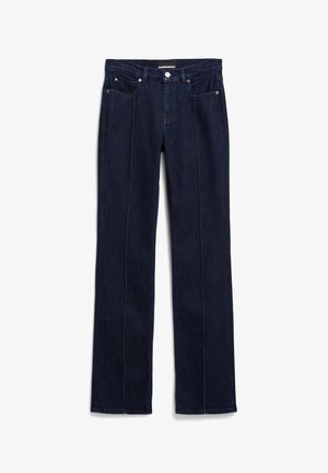 Donkerblauwe denim jeans met een recht pasvorm, voorzien van twee voorzakken en zichtbare stiksels langs de naden.