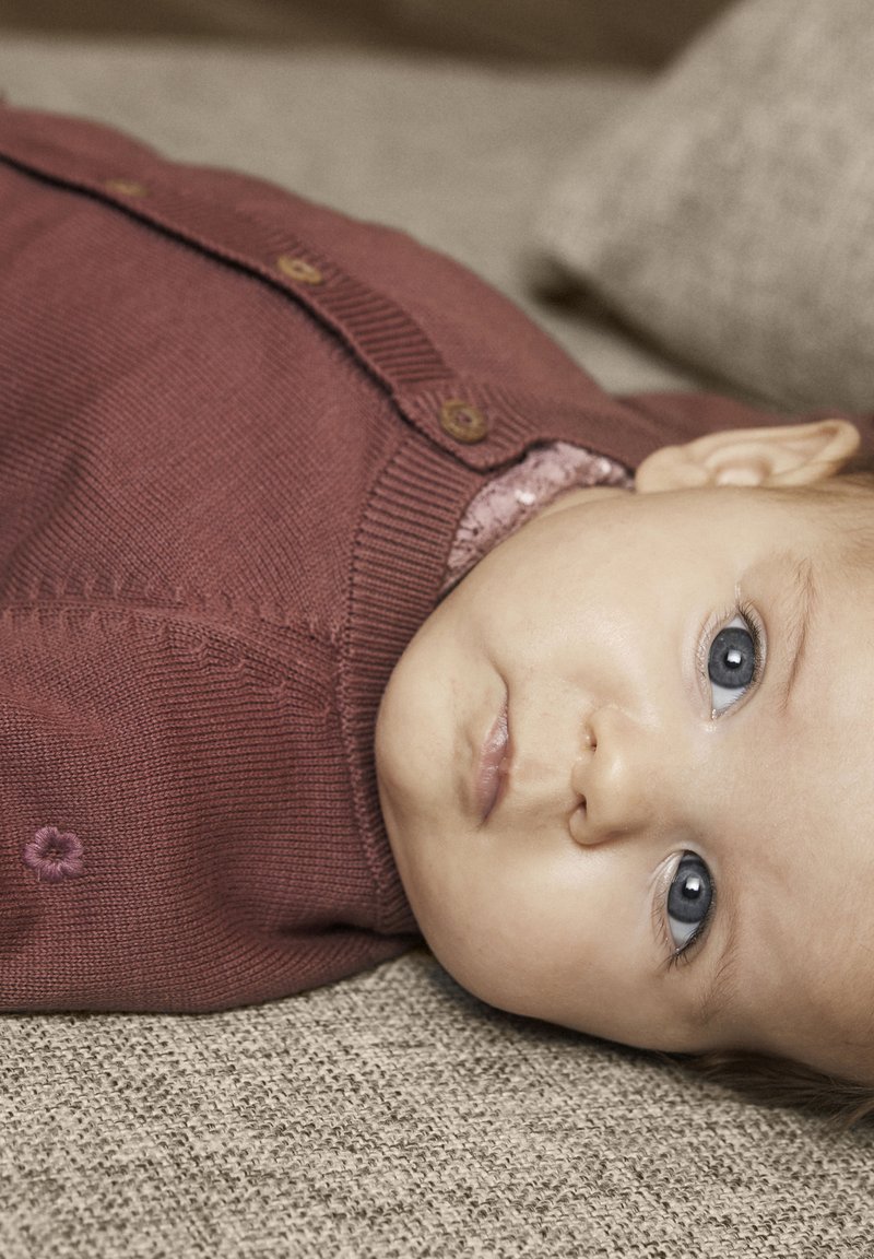 EN FANT Strickjacke - roan rouge