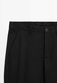 Thumbnail Image 8