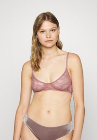 Etam PLANT DYED - Sutiã triangular - parme