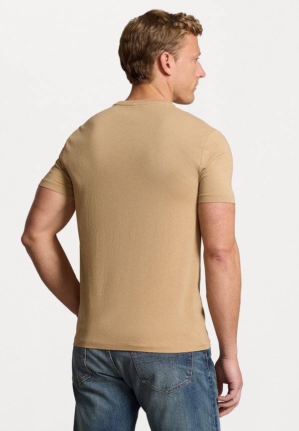 CUSTOM SLIM FIT JERSEY CREWNECK T-SHIRT - Basic T-shirt - cafe tan2