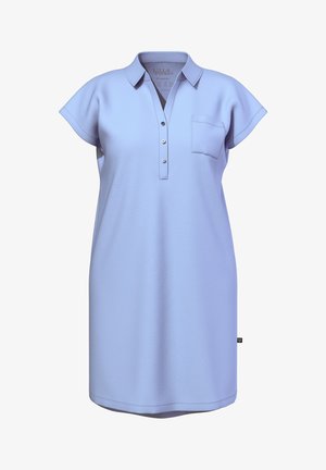 Lichtblauwe polokleed met een kraag, korte mouwen, een knoopsluiting en een enkele borstzak. Gemaakt van zachte stof.