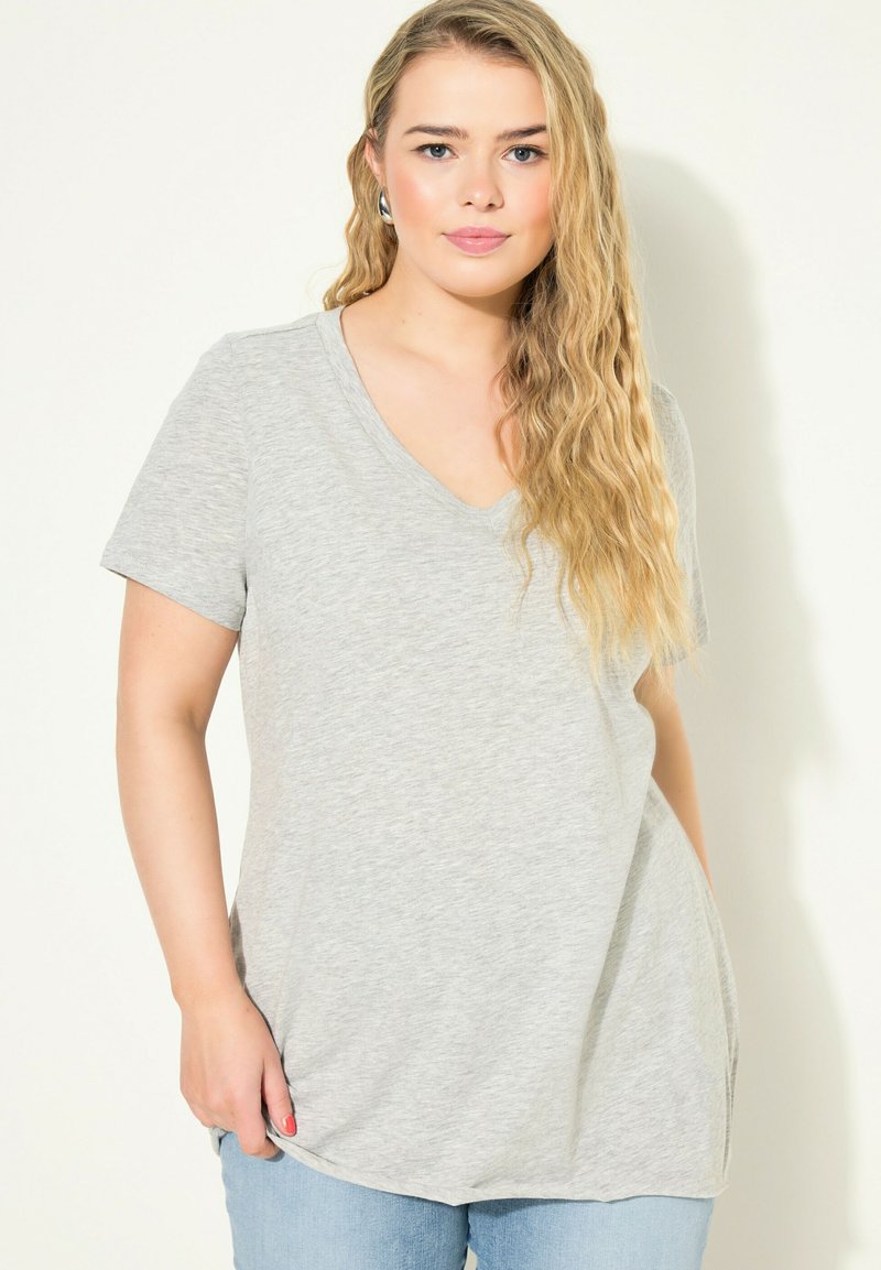 Studio Untold CLASSIC FIT V-AUSSCHNITT HALBARM - T-shirt basic - gray melange