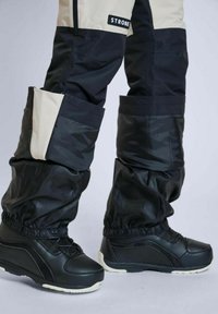 Strobe LYNX - Tygbyxor - beige