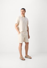 Lindbergh SET - Chemise - light stone