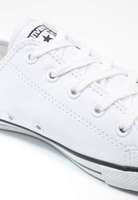 converse femme dainty