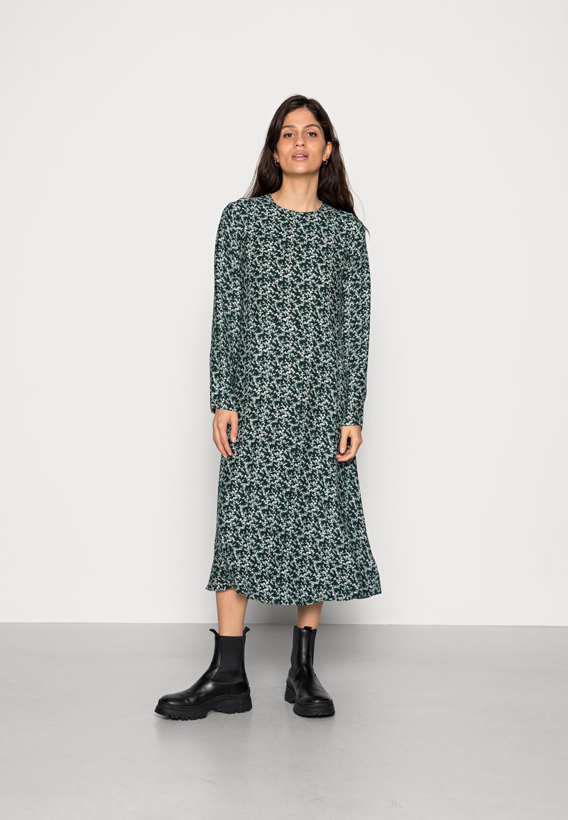 Samsøe Samsøe RAMI DRESS - Vestido de dia - winter ivy