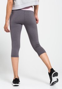 Even&Odd active Pantaloncini 3/4 - mottled grey