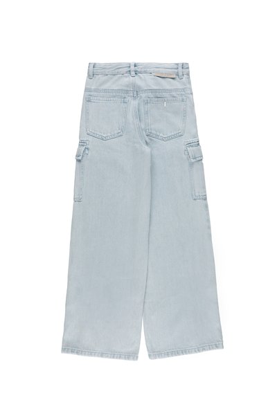 Jeans cargo azzurri chiari con gamba ampia, quattro tasche e passanti per cintura. Realizzati in denim con una texture morbida e dettagli di cucitura sottili.