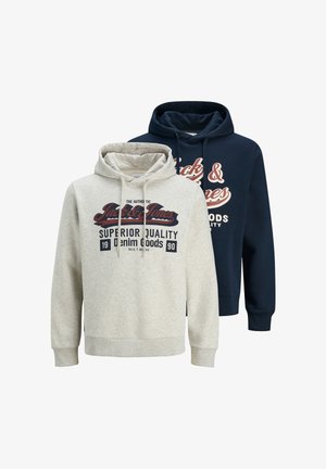Twee hoodies, één lichtgrijs en één marineblauw, met "Jack & Jones Superior Quality Denim Goods 1990" op de voorkant gedrukt.