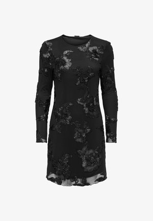 Svart långärmad klänning med blommönster i broderi. Har en rund halsringning och genomskinligt, texturerat tyg med upphöjda detaljer.
