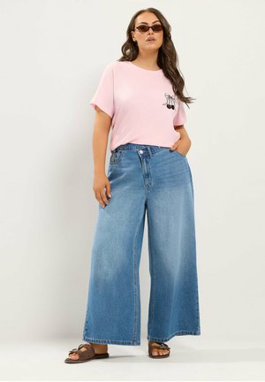 Yours Clothing, PLUS SIZE T-SHIRTS - Print T-shirt - baby pink