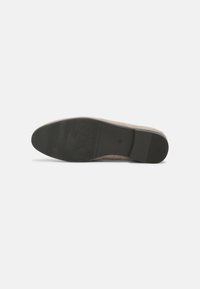 Pier One Sapatos slip-on elegantes - grey