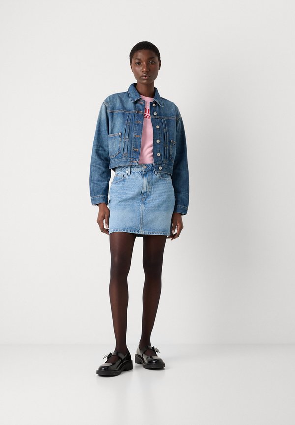 PLEATED TRUCKER JACKET  - Denim jacket - denim medium3