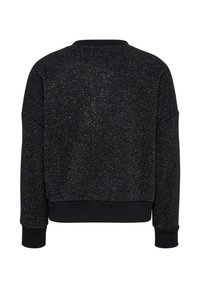 Svart tröja med en texturerad, glittrig yta. Har rund hals, långa ärmar och ribbade mudd- och fållkanter för extra detalj.