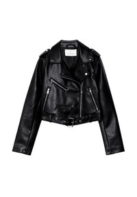 Veste de moto en cuir noir avec poches zippées, épaulettes, design court et détail de ceinture à la taille. Texture lisse.