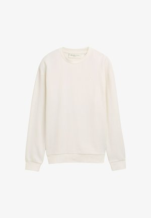 Fehér hosszú ujjú, kerek nyakú pulóver texturált anyagból, bordázott mandzsettákkal és szegéllyel, valamint egy kis, diszkrét logóval a bal mellrészen.