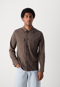 Lindbergh SUPERFLEX  - Jachetă de vară - khaki