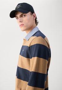 GANT STRIPE HEAVY RUGGER - T-shirt à manches longues - warm khaki