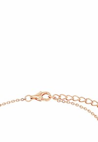Pulsera de cadena en oro rosa con un cierre de langosta, acabado texturizado y diseño de cadena entrelazada, mostrando una apariencia delicada.