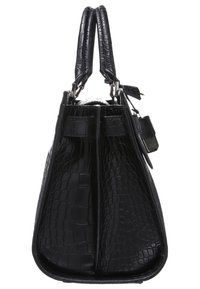 Czarna torebka wytłaczana w wzór krokodyla z podwójnymi uchwytami, o strukturalnym designie i metalowymi akcentami. Posiada bezpieczne zapięcie oraz teksturowane wykończenie.