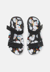 Mini Melissa Kummikingad - black
