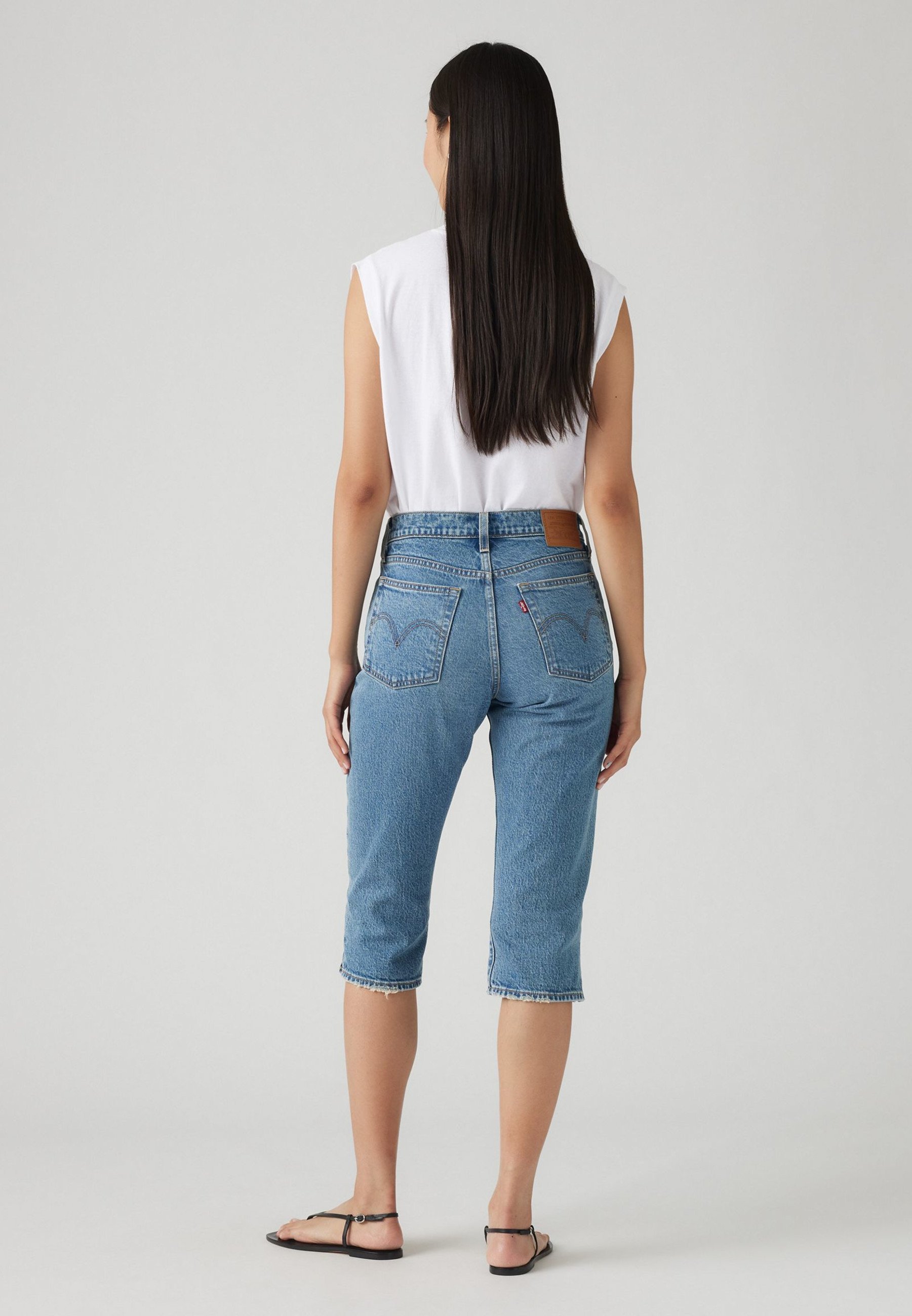 wedgie shorts levis