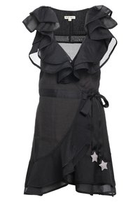 Mustat kietaisumekko, jossa on aina kiehtova ja romanttinen röyhelönäkymä, läpikuultava rakenne ja satiininen vyö hopeisilla tähdillä vyötäröllä.