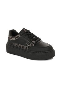 Sneakers platform neri con suola in gomma testurizzata, dotati di una punta liscia e dettagli a stampa leopardata sui lati.