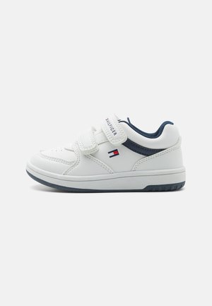 Tommy Hilfiger SKYLER UNISEX - Zapatillas - white