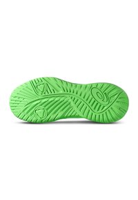 Grüner Lauf-Schuhsohle mit einer strukturierten Oberfläche, die Rillen und kreisförmige Muster für Grip und Langlebigkeit aufweist.