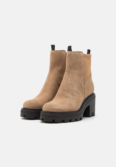 rag & bone QUINN MID CHELSEA - Enkellaarsjes met plateauzool - camel