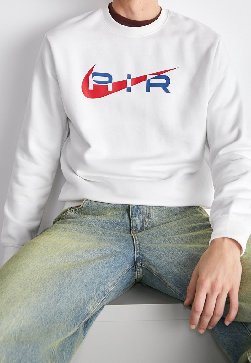 Nike Sportswear Sweatshirt - white
