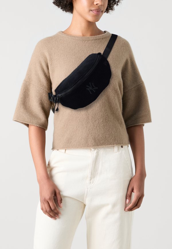 TONAL WAIST BAG UNISEX - Gürteltasche