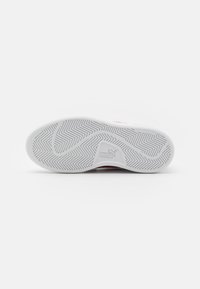 Puma SMASH 3.0 UNISEX - Tenisice - white/club red/club navy