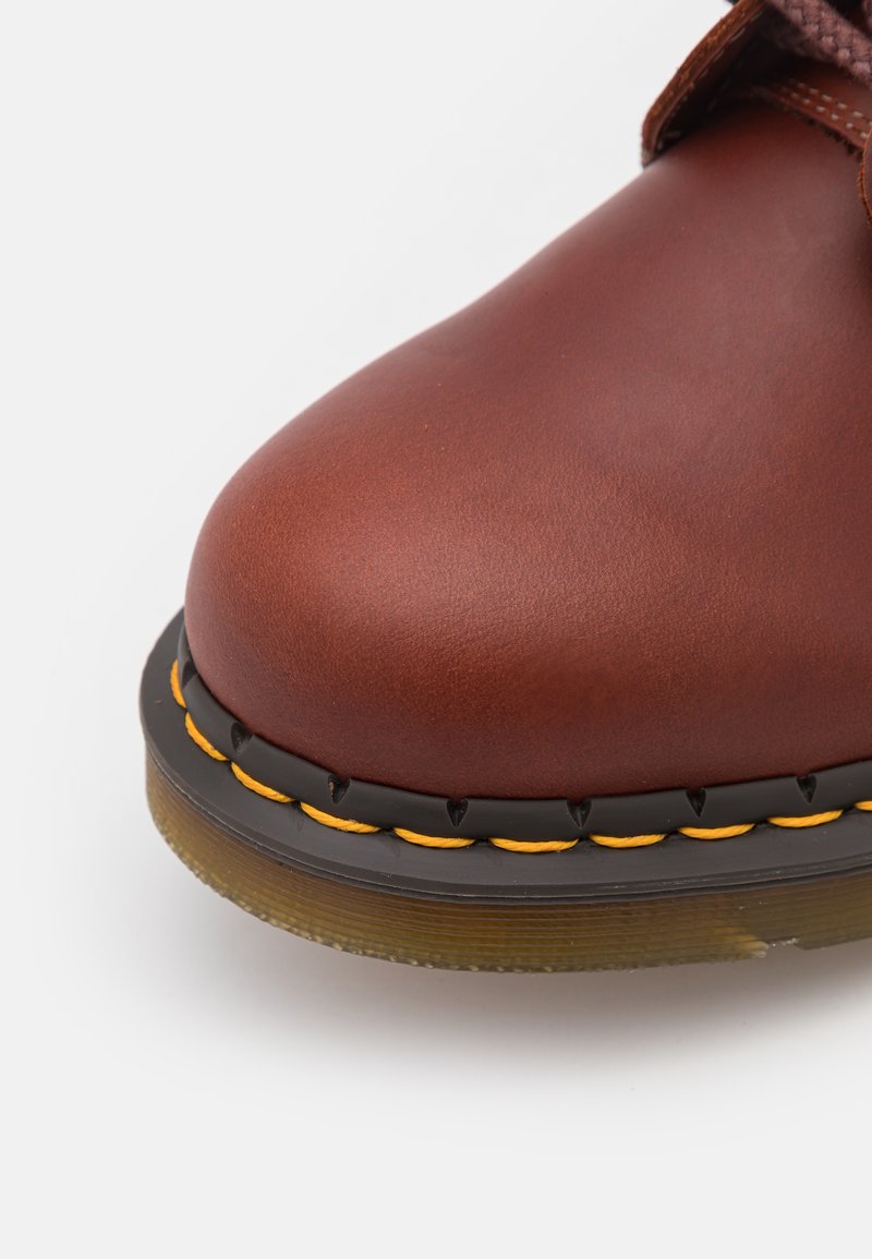 dr martens aquaglide