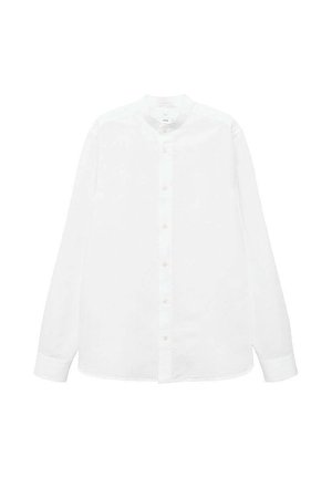 Chemise blanche à manches longues en tissu léger, dotée d'un col montant, d'une fermeture à boutons et d'un ourlet droit, sans motifs ni accents.