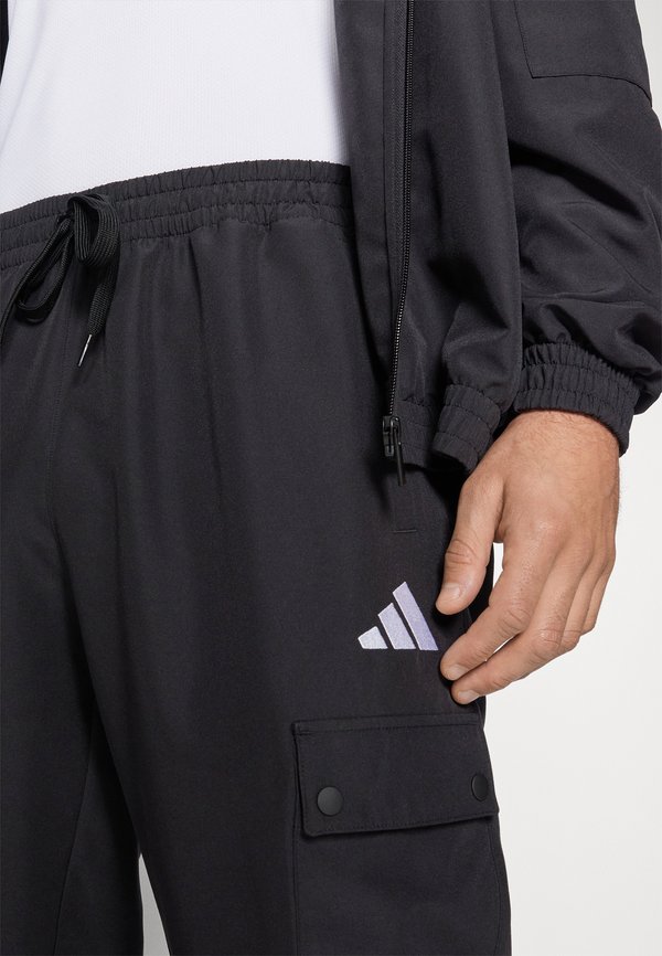 SPORTSWEAR WOVEN CARGO TRACK SUIT - Tracksuit3