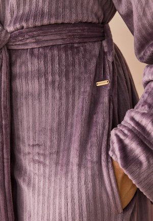 Next SUPERSOFT - REGULAR FIT - Halat de baie - lilac purple