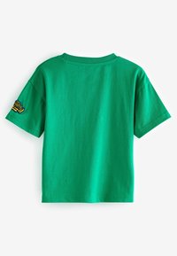 Next SHORT SLEEVE VARSITY  REGULAR FIT - Triko s potiskem - green badges